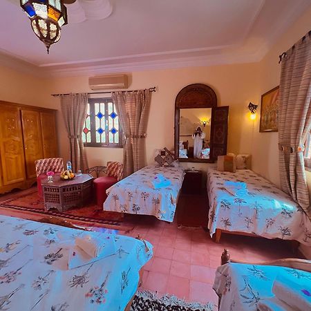 Riad Le Petit Jardin Hotel Zagora Bagian luar foto