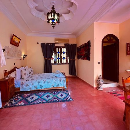 Riad Le Petit Jardin Hotel Zagora Bagian luar foto